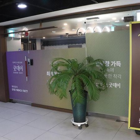 Goodday Jjimjilbang Otel Incheon Dış mekan fotoğraf